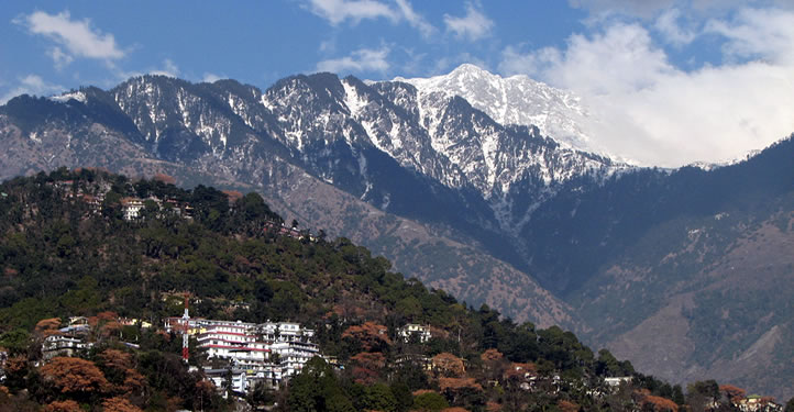  FESTIVALS AND WONDERS OF THE HIMALAYAN FOOTHILLS