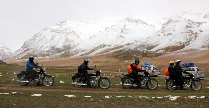 AROUND LADAKH ZANSKAR MOTORCYCLE TOUR